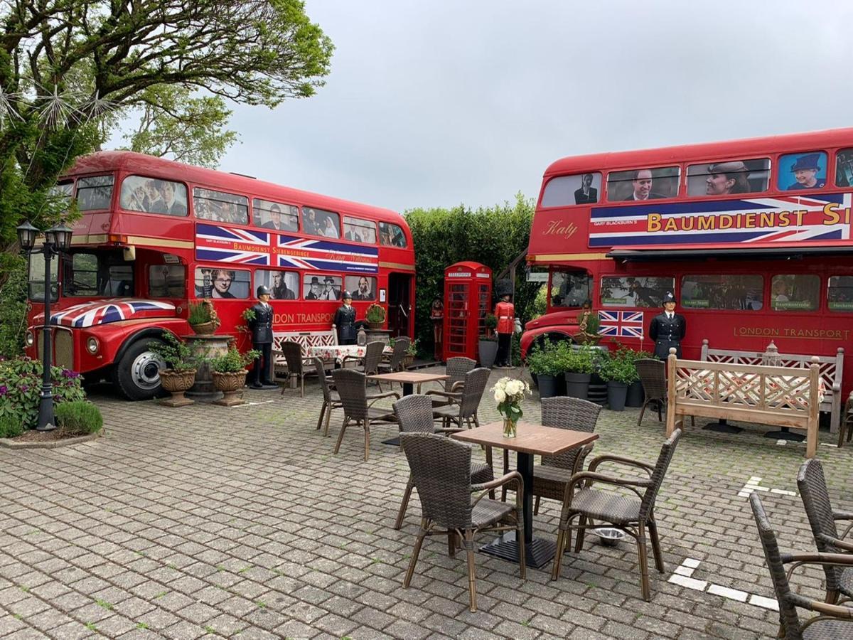 The Little Britain Inn Themed Hotel One Of A Kind In Europe Vettelschoß Εξωτερικό φωτογραφία